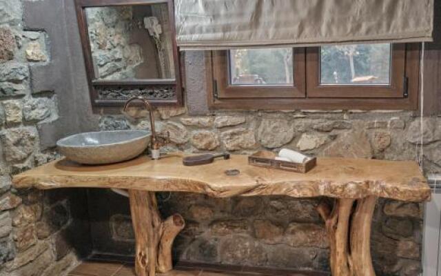 Chalet 1 Bedroom 1 Bathroom - Kalavryta