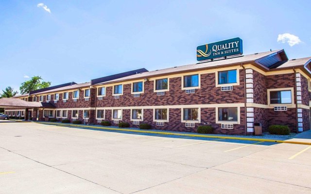 Quality Inn & Suites