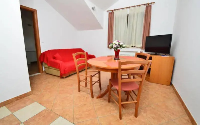Apartments Mondo