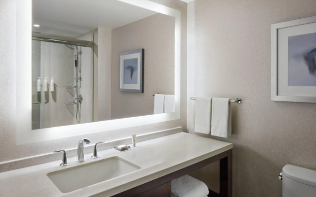Marriott Downtown at CF Toronto Eaton Centre