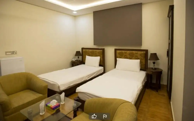 Green Palace Guest House