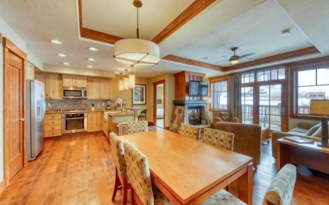 Luxury 2 Bedroom Ski in, Ski out One Ski Hill Residence Located at the Base of Peak 8 with Outdoor Plaza