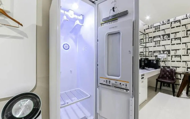 Hanam 1st Business Hotel
