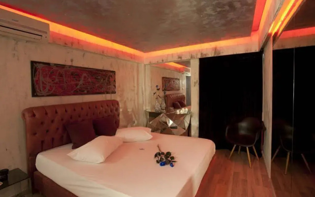 Crystal Blue Hotel + Suites