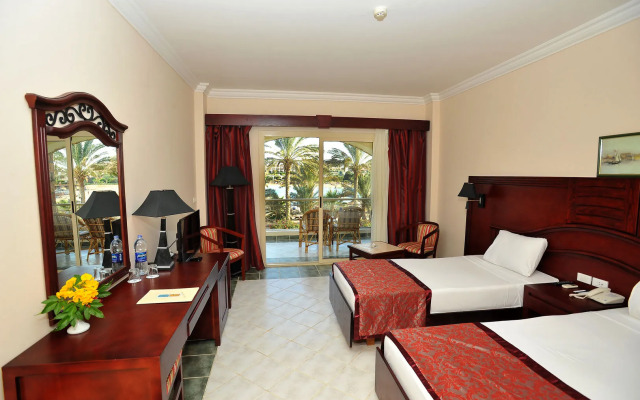 Brayka Bay Resort
