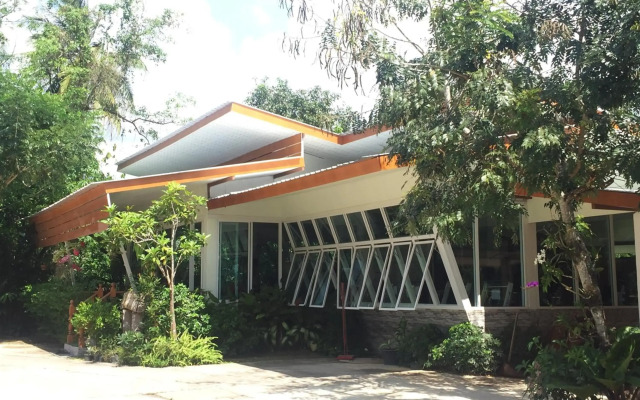 Baan Bangrak Residence (SHA Extra Plus)