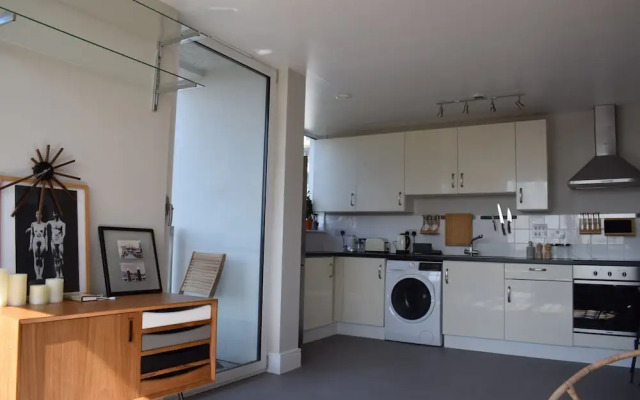 1 Bedroom Apartment in Canary Wharf