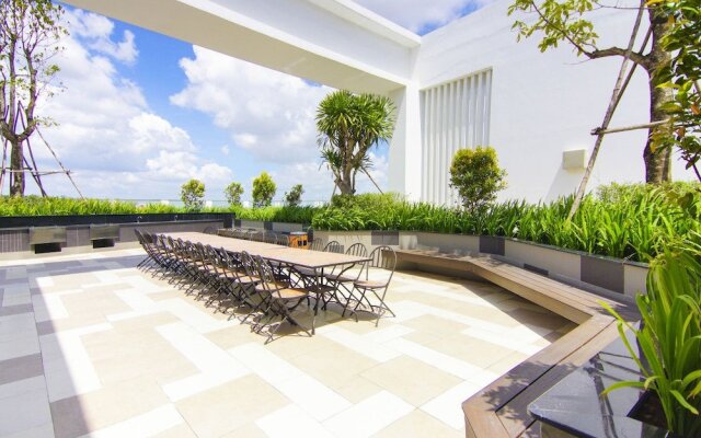 Ami Splendid Rooftop Garden