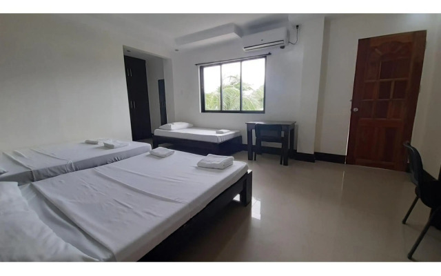 Adelaida Pensionne Hotel
