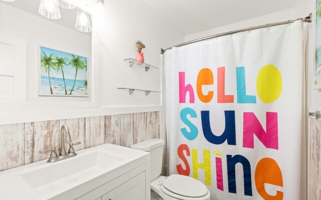 Lighthouse Point 20B