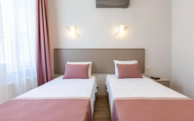 Duplex House Near Trendy Attractions in Sisli