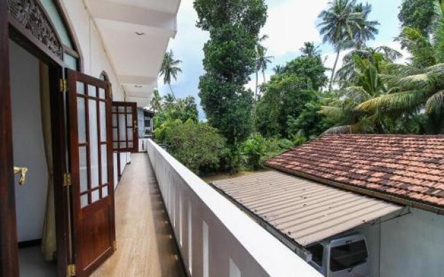 OYO 407 Royal Rich Villa