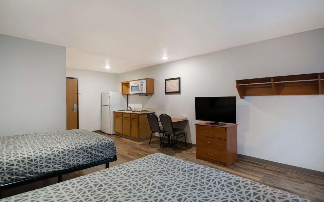 WoodSpring Suites Augusta Riverwatch