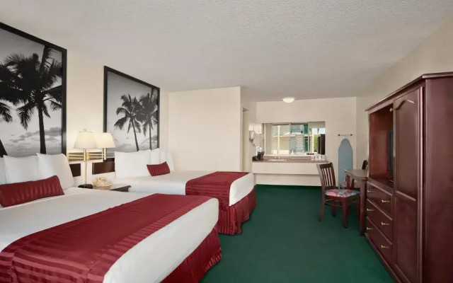 Kings Inn Anaheim at the Park & Convention Center
