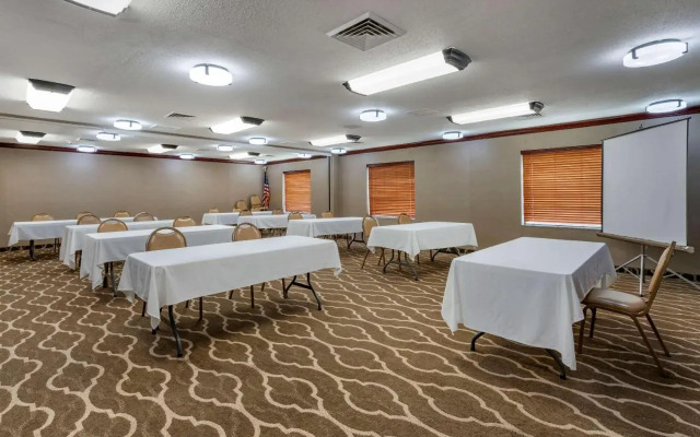 Comfort Inn & Suites O'Fallon - St. Louis Area