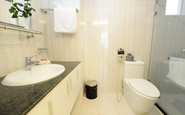 Golden Legend Diamond Hotel