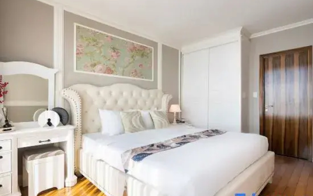 Lumiere Midtown Private Apartments D2