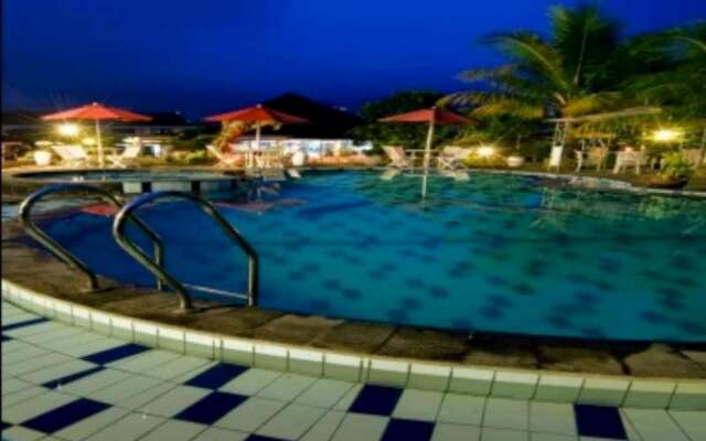 Rizen Premiere Hotel