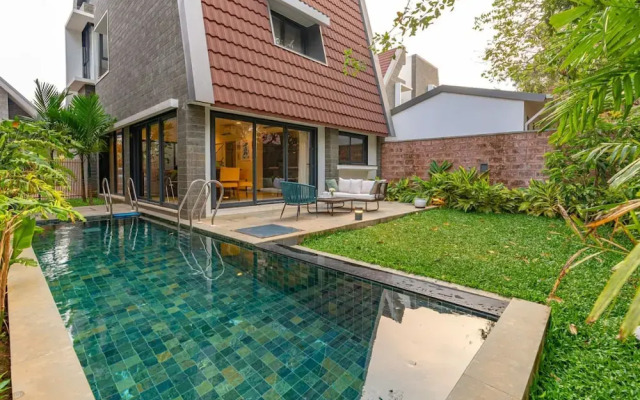 Ezra - 4bhk w Private Pool in Vagator nr Thalassa