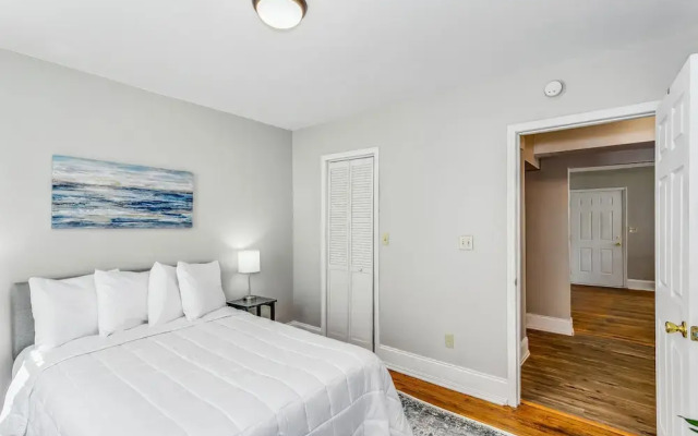 Minutes to the Beach Highlands 4Units