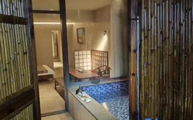 Huilin Yuansu Hot Spring Villa