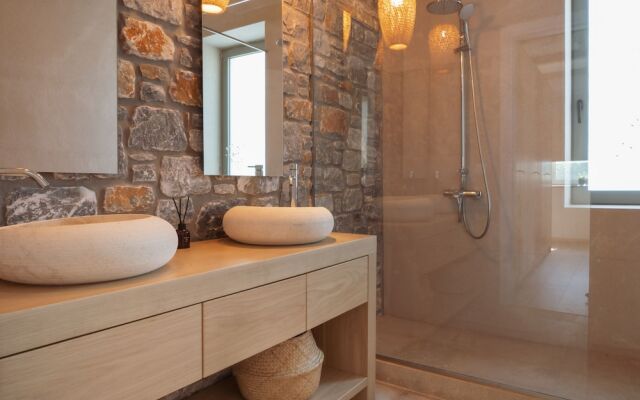 Elies Residences