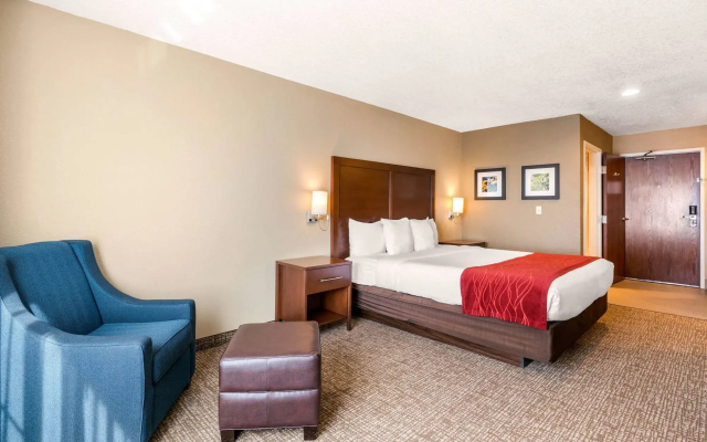 Comfort Inn Lathrop - Stockton Airport