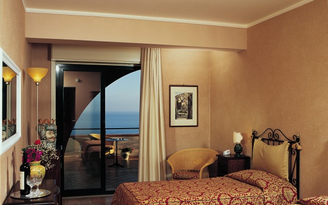 Baia Taormina Hotel