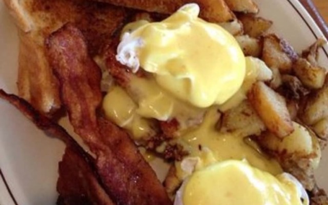 Westwind Inn on the Lake