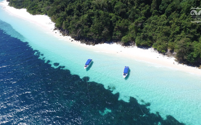 Victoria Cliff Nyaung Oo Phee Island