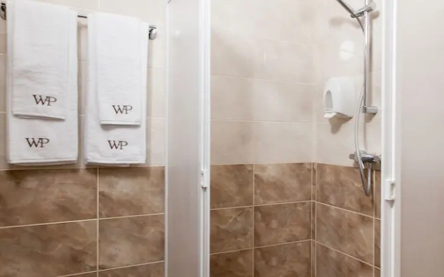 West Park Hotel