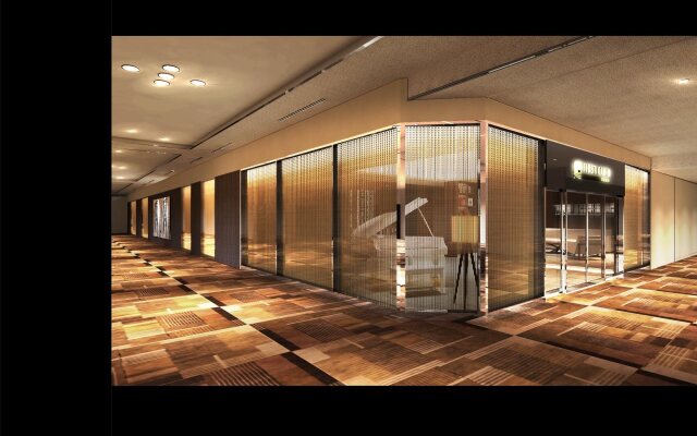 First Cabin Station Wakayama Station