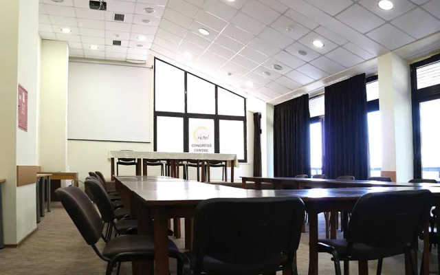 Hotel Pela
