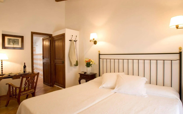 Hotel S'Ardeviu