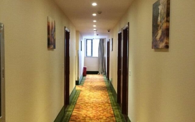GreenTree Inn Shanghai Xintiandi Laoximen Subway Station Shell Hotel