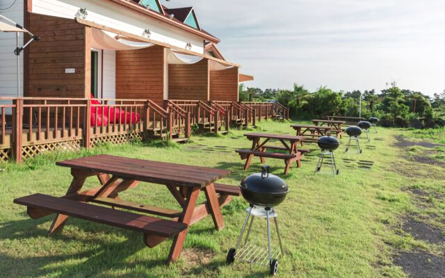 Jeju Hyeoppjae Some&ssam Guesthouse