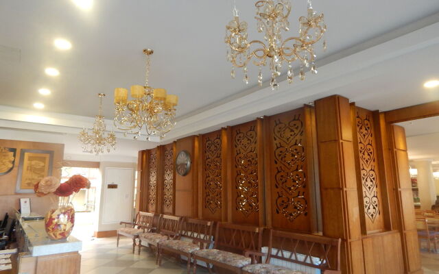 Life Hotel Infinity