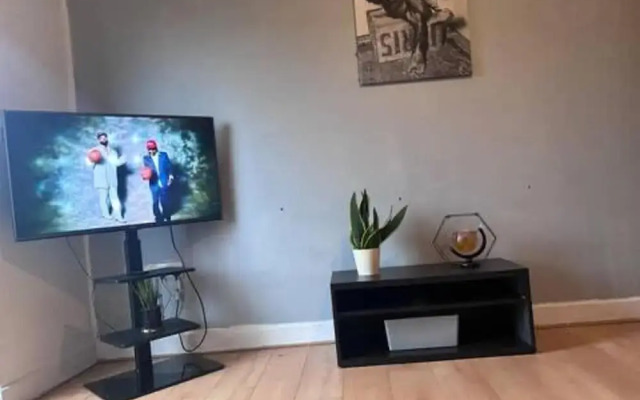 1br-sleeps4-35mintocentrallondon-40mintoheathrow