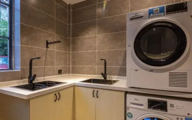 A Forest Hotel Shanghai Peoples Square