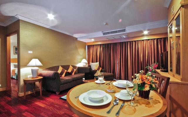 Admiral Suites Sukhumvit 22