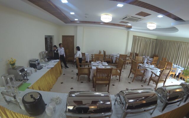 Hotel Ba Thaung Monywa