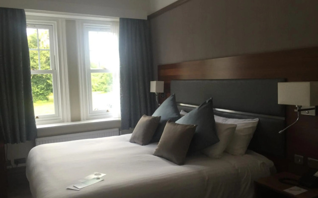 Best Western Chilworth Manor Hotel