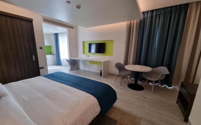 Hotel Citadines Al Ghubrah Muscat
