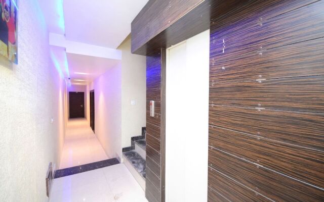 OYO Flagship 29074 Golden Temple Road