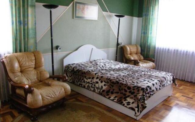 Guest House Lakštingala
