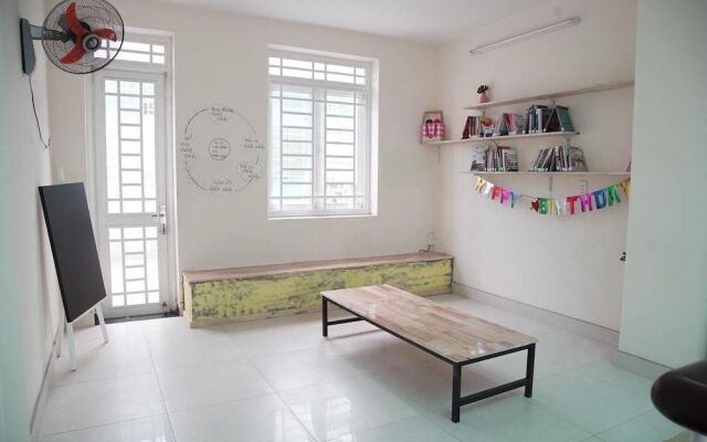 Dreambox Oxeraak Tan Binh - Hostel