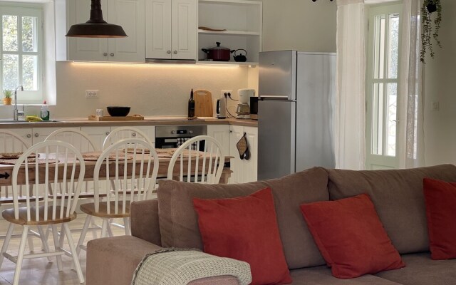 Villa Reggina by Konnect, 1.5km from Gaios