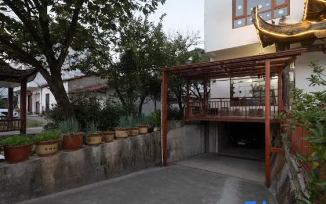 Wuyuan Jiangwan Qingquan Small Residence · Leisure Vacation Homestay