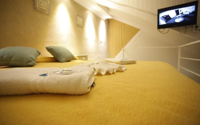 Club House Hotel