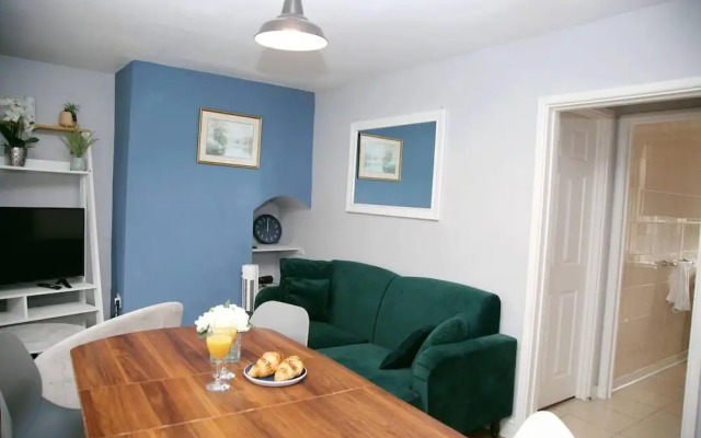 Serene Haven 4-bed House in Norwich
